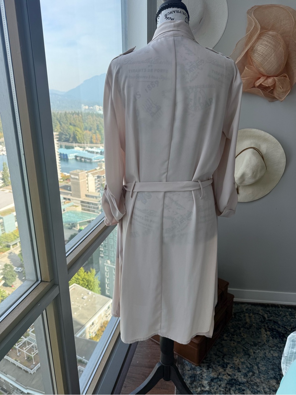 Light Pink Draped Robe Jacket Size M - Picture 3 of 4